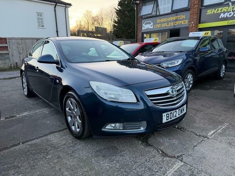 Used Vauxhall Insignia SRi 160 HP (117 kW) 2012 Blue Hatchback