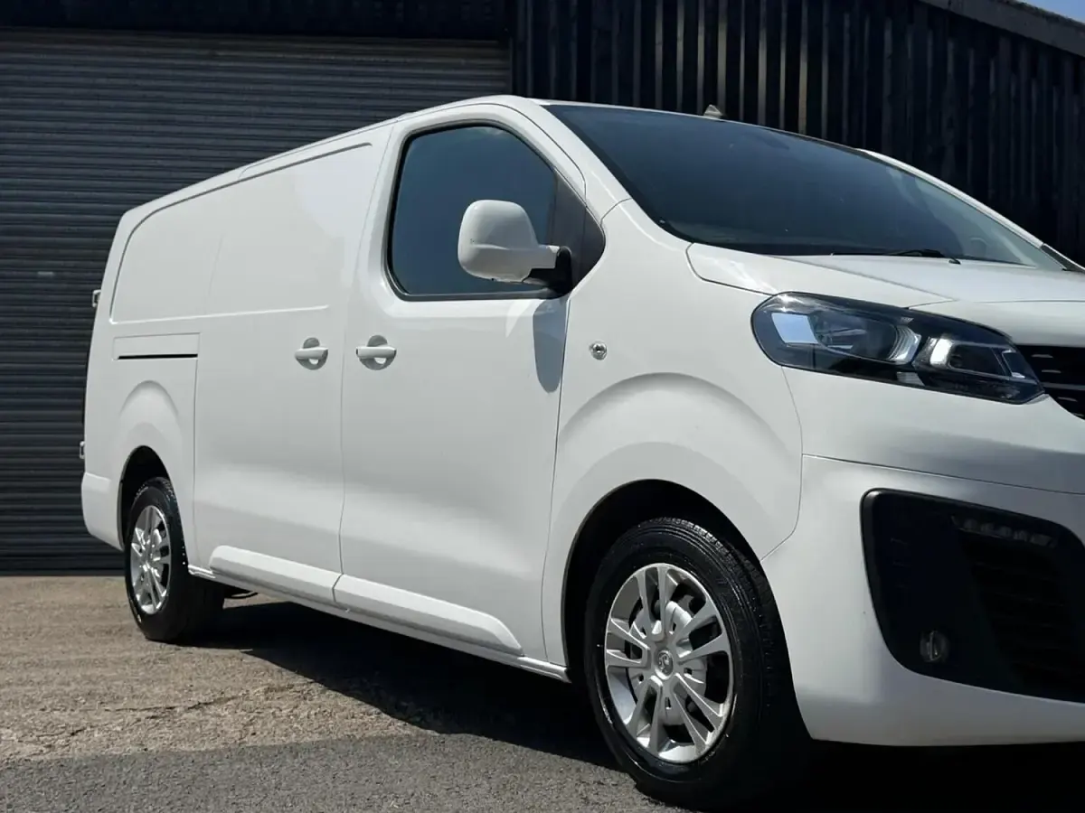 Used Vauxhall Vivaro Sportive 2021 White MPV