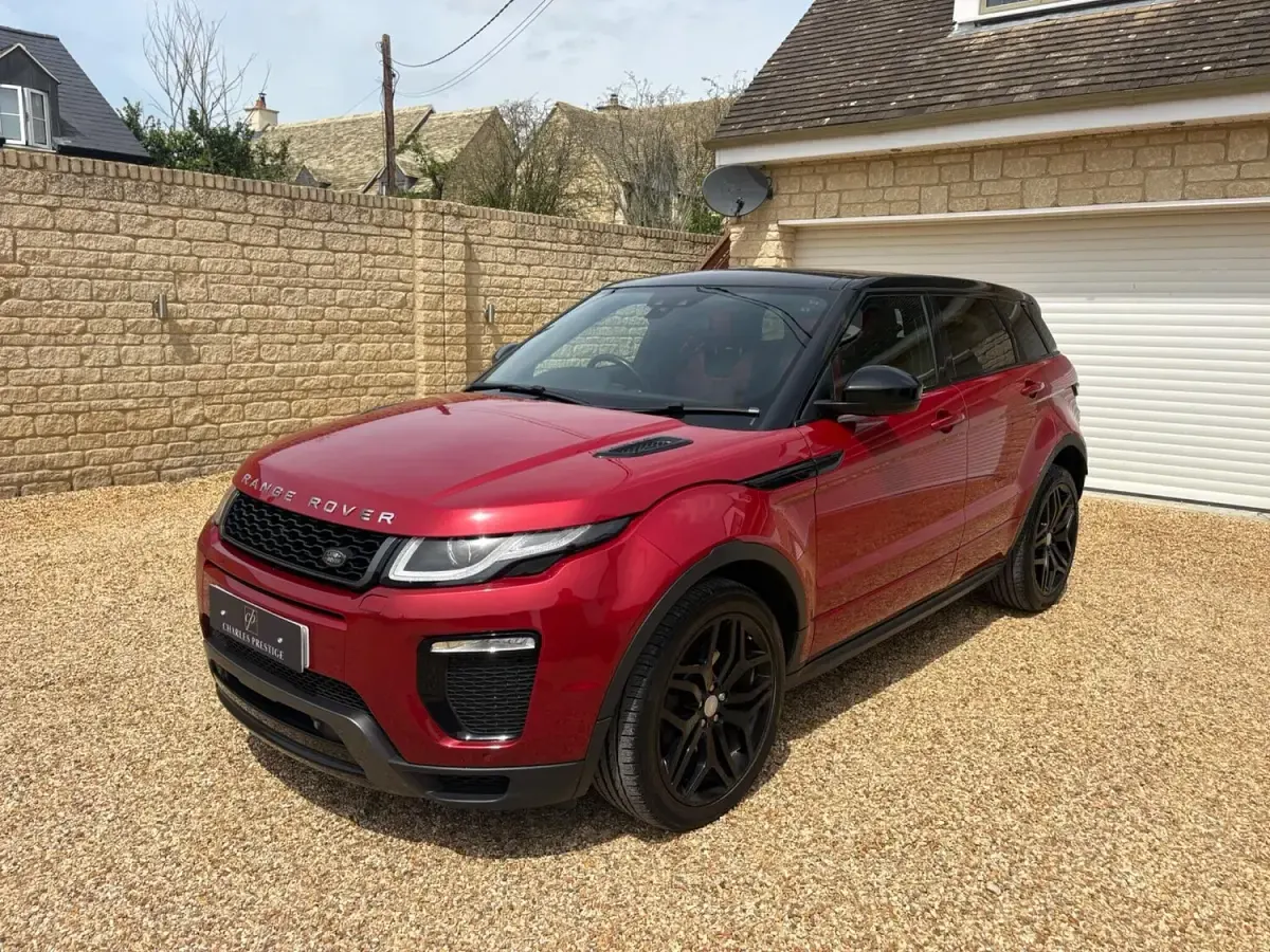 Used Land Rover Range Rover evoque HSE Dynamic 180 HP (132 kW) 2017 Red Estate