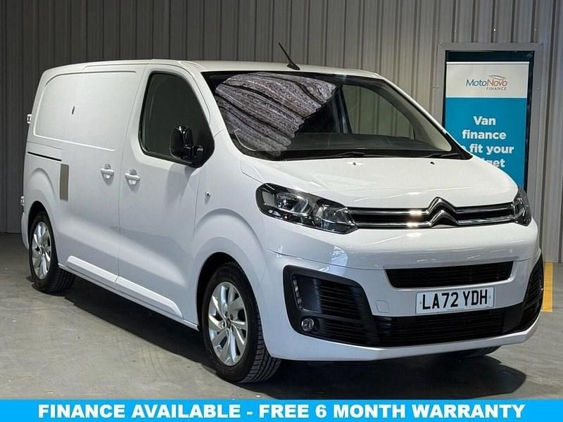 White Used 2023 Citroën Dispatch MPV | £14,485 (A bit pricey) - Image 1/3