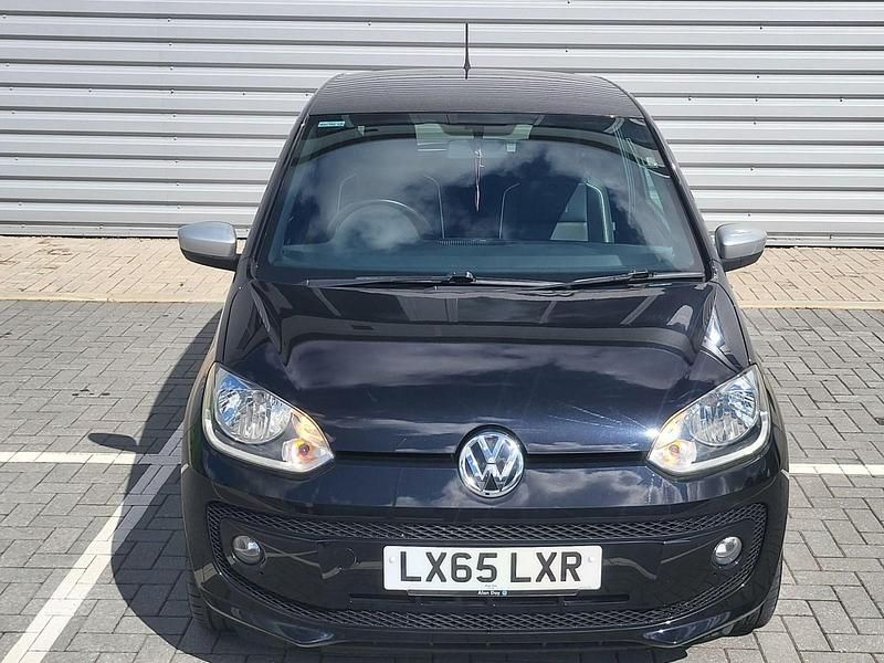 Usado VW up! CLUB 75 HP (55 kW) 2015 Preto Citadino