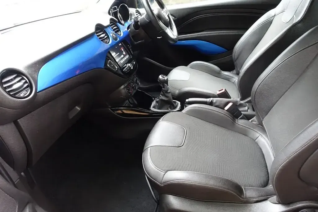 Used Vauxhall Adam 70 HP (51 kW) 2016 Blue Hatchback