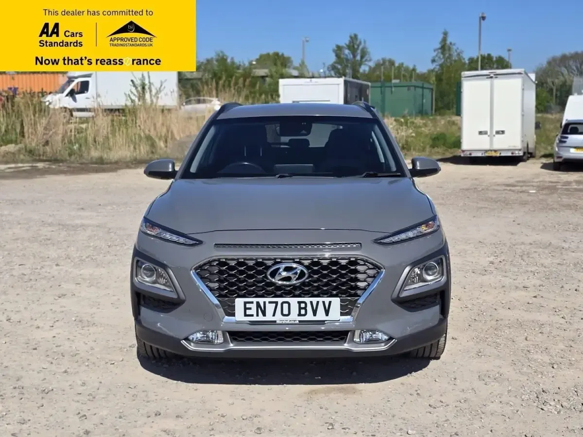 Gebraucht Hyundai Kona Premium 141 PS (103 kW) 2021 Grau SUV