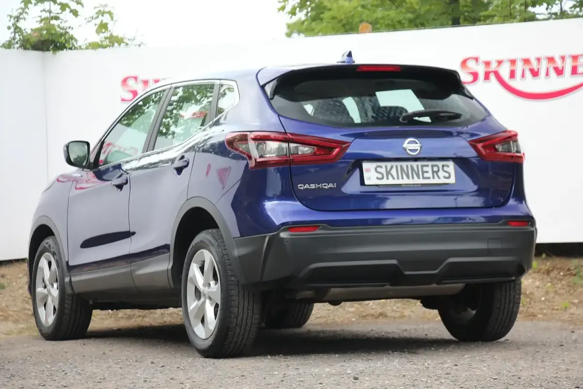 Used Nissan Qashqai Acenta Premium 2021 Blue SUV