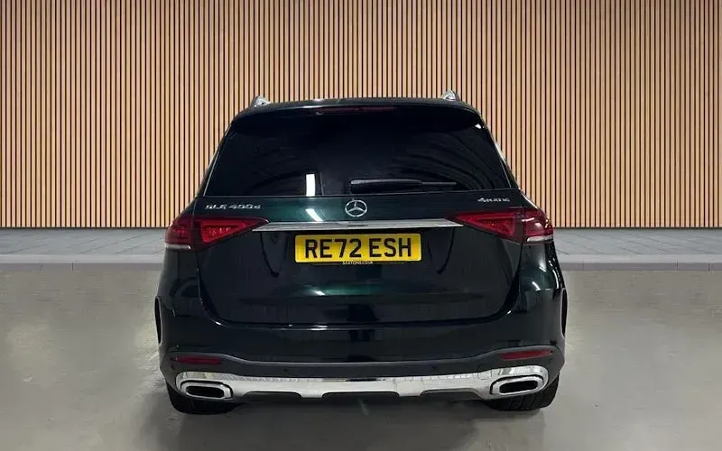 Used Mercedes GLE400 AMG line 330 HP (242 kW) 2022 Emerald green  metallic finish SUV