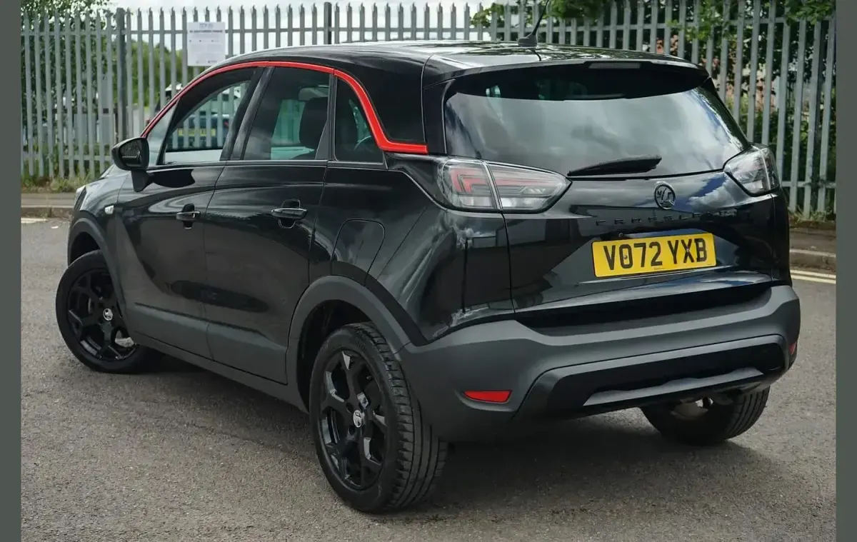 Used Vauxhall Crossland GS Line 108 HP (79 kW) 2022 Black SUV