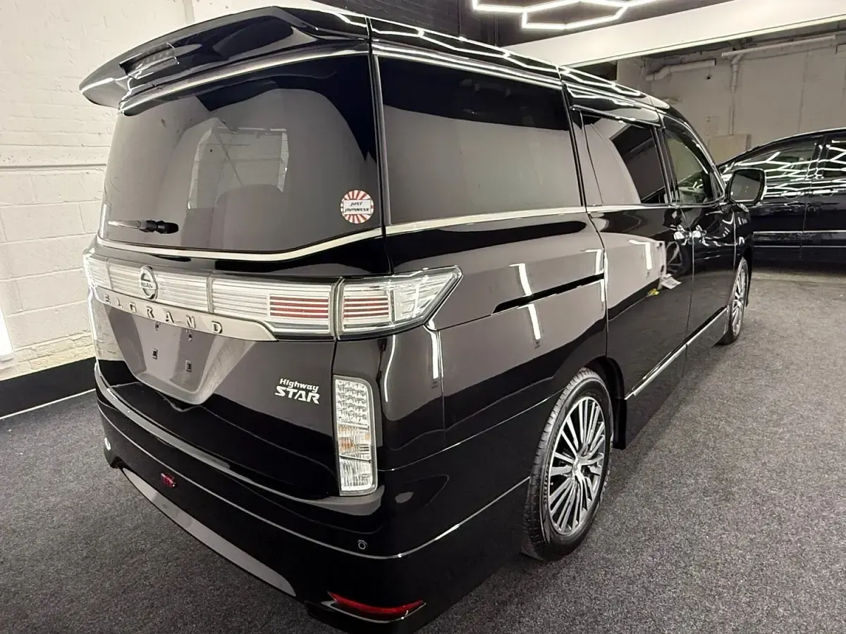 Used Nissan Elgrand 2018 Black MPV