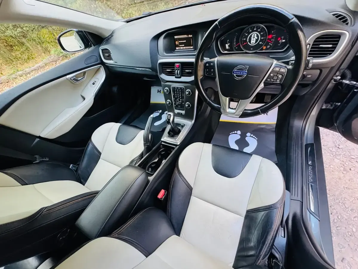 Used Volvo V40 2015 Grey Hatchback