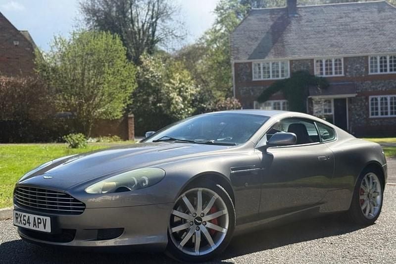 Used Aston Martin DB9 456 HP (335 kW) 2004