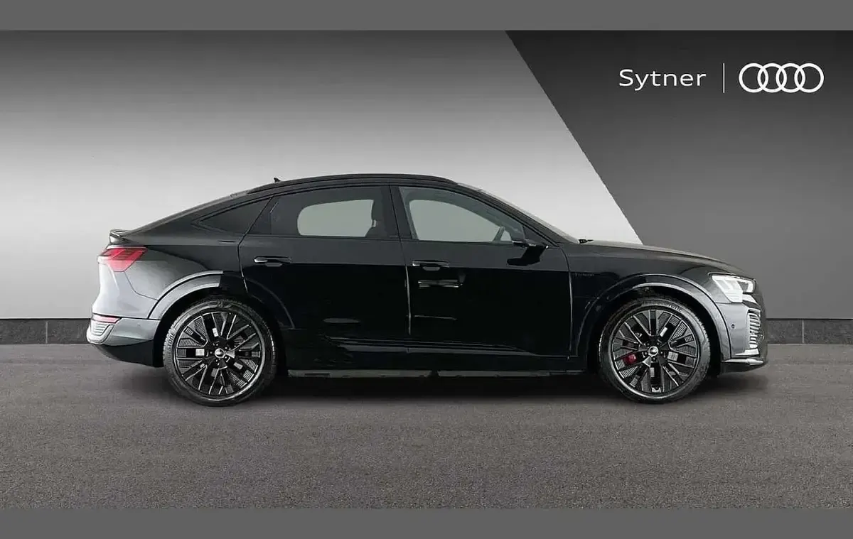 Used Audi Q8 e-tron Advanced 300 kW (408 HP) 2023 Black SUV