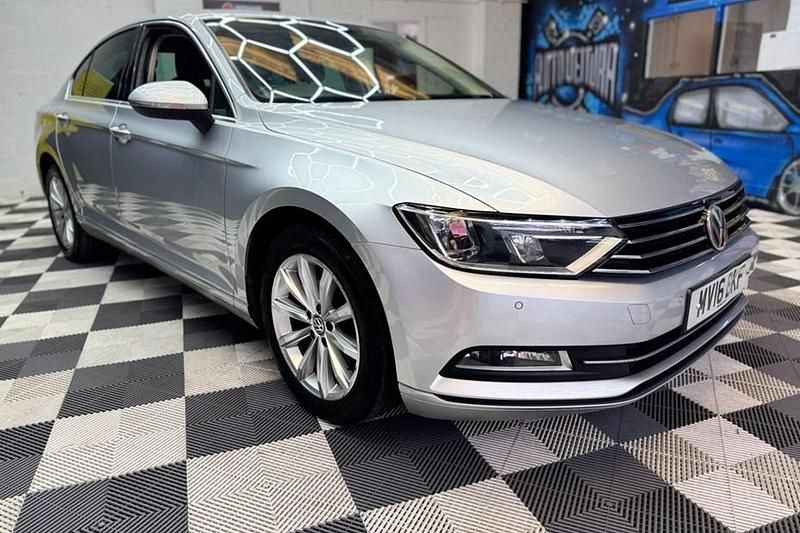 Silver Used 2016 VW Passat Business Sedan | £5,995 (A bit pricey) - Image 1/1