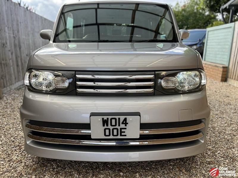 Used Nissan Cube 108 HP (79 kW) 2014 Silver Estate