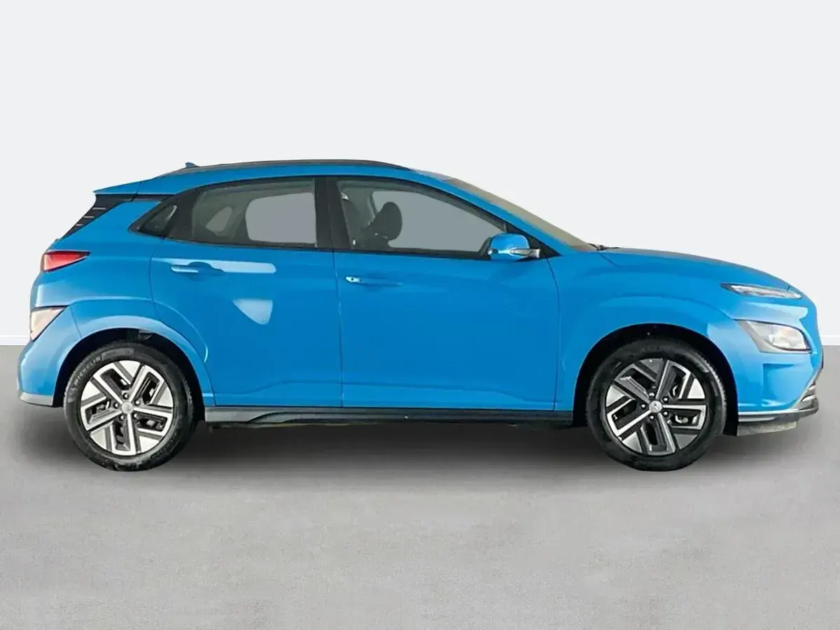 Used Hyundai Kona SE 100 kW (136 HP) 2023 Blue SUV