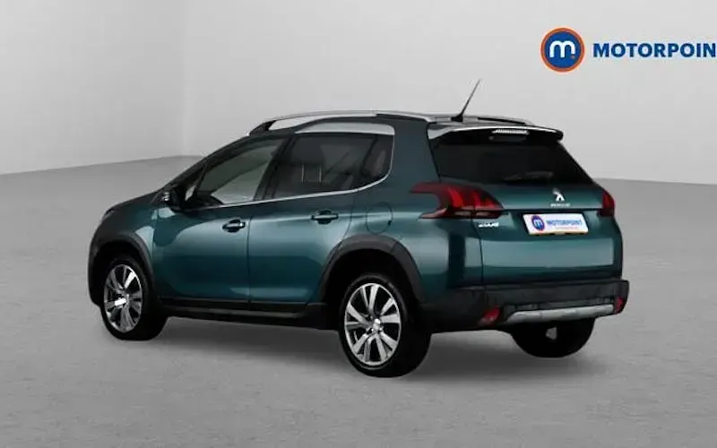 Used Peugeot 2008 Allure 102 HP (75 kW) 2019 Green SUV