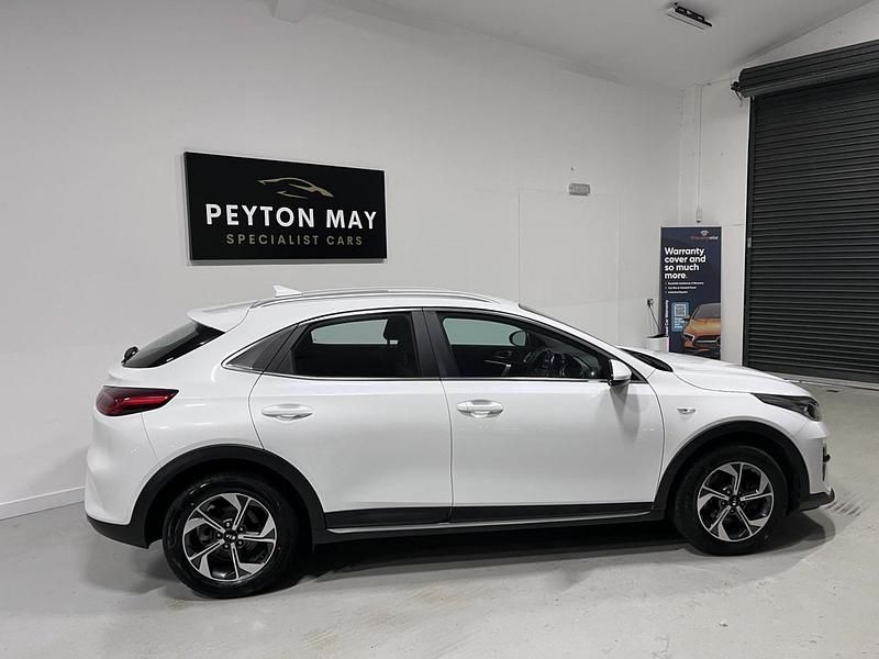 Used Kia XCeed 118 HP (86 kW) 2020 White SUV
