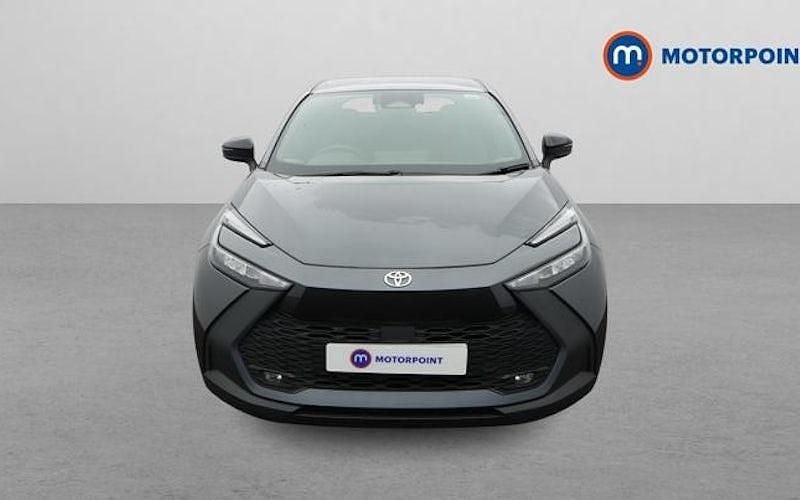Used Toyota C-HR Design 223 HP (164 kW) 2026 SUV