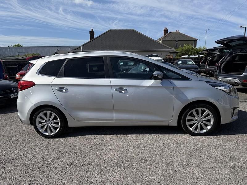 Used Kia Carens 139 HP (102 kW) 2017 Silver MPV