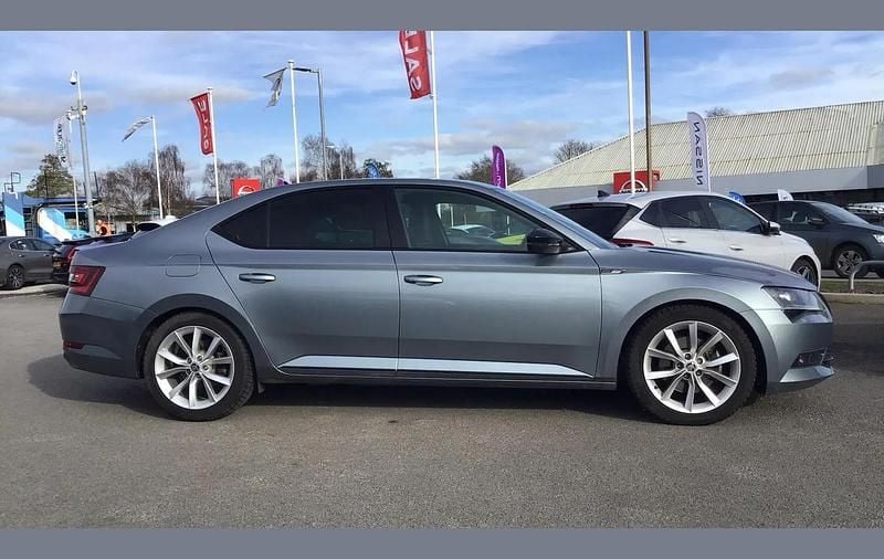 Used Skoda Superb SportLine 190 HP (139 kW) 2018 Grey Hatchback