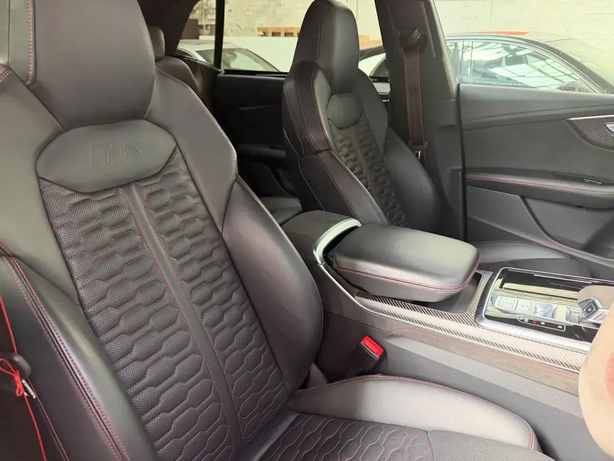 Used Audi Q8 Comfort 600 HP (441 kW) 2020 Black SUV
