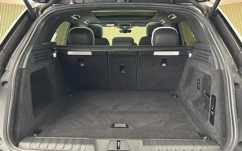 Used Land Rover Range Rover Sport SE Dynamic 300 HP (220 kW) 2023 Grey SUV
