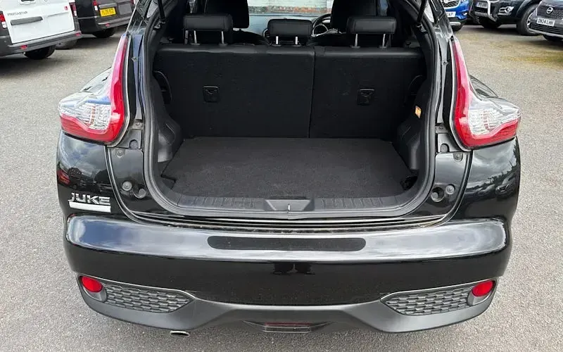 Used Nissan Juke N-Connecta 110 HP (80 kW) 2017 Black SUV