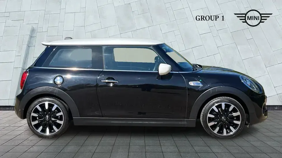 Used Mini Cooper S Exclusive 192 HP (141 kW) 2020 Black Hatchback