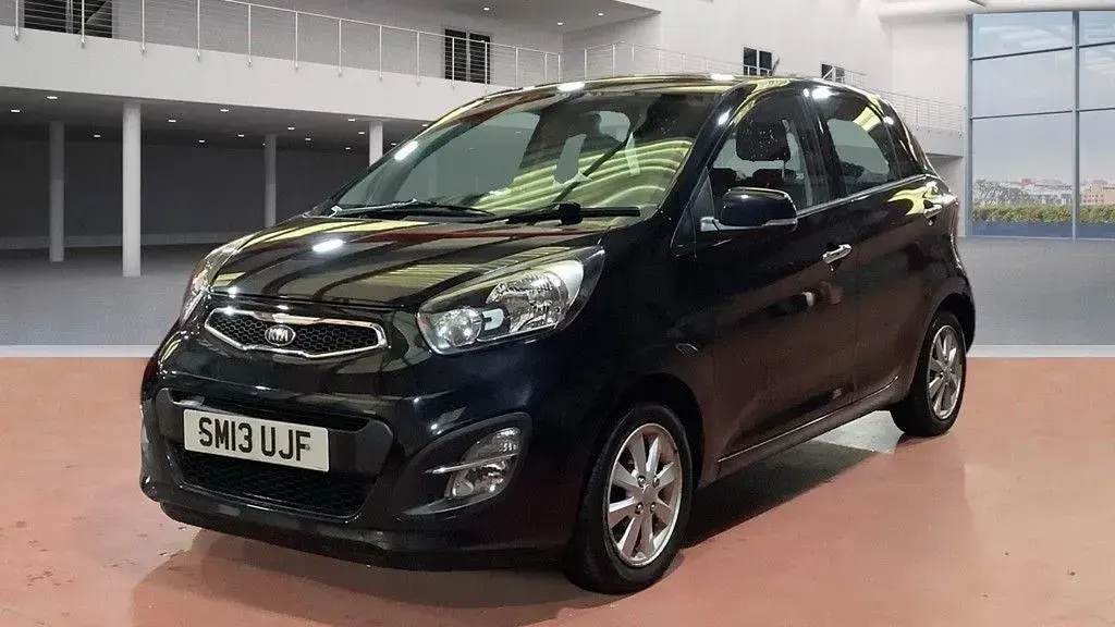 Second-hand Kia Picanto 84 CP (61 kW) 2013 Negru Hatchback