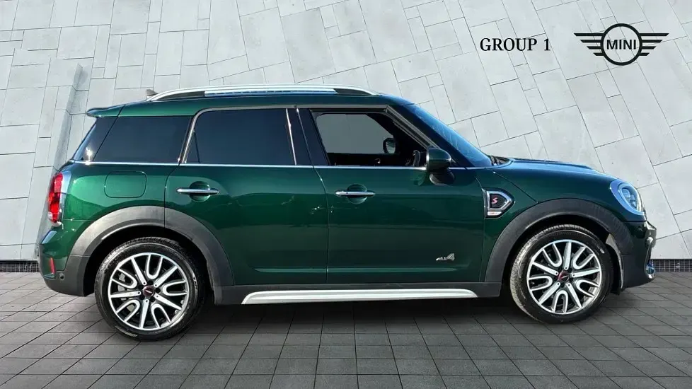 Used Mini Cooper S Countryman 189 HP (139 kW) 2017 Green SUV