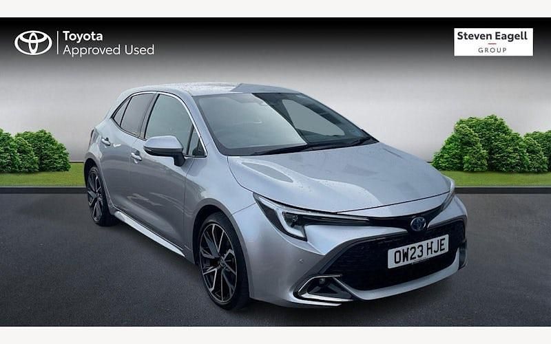 Used Toyota Corolla 140 HP (102 kW) 2026 Hatchback