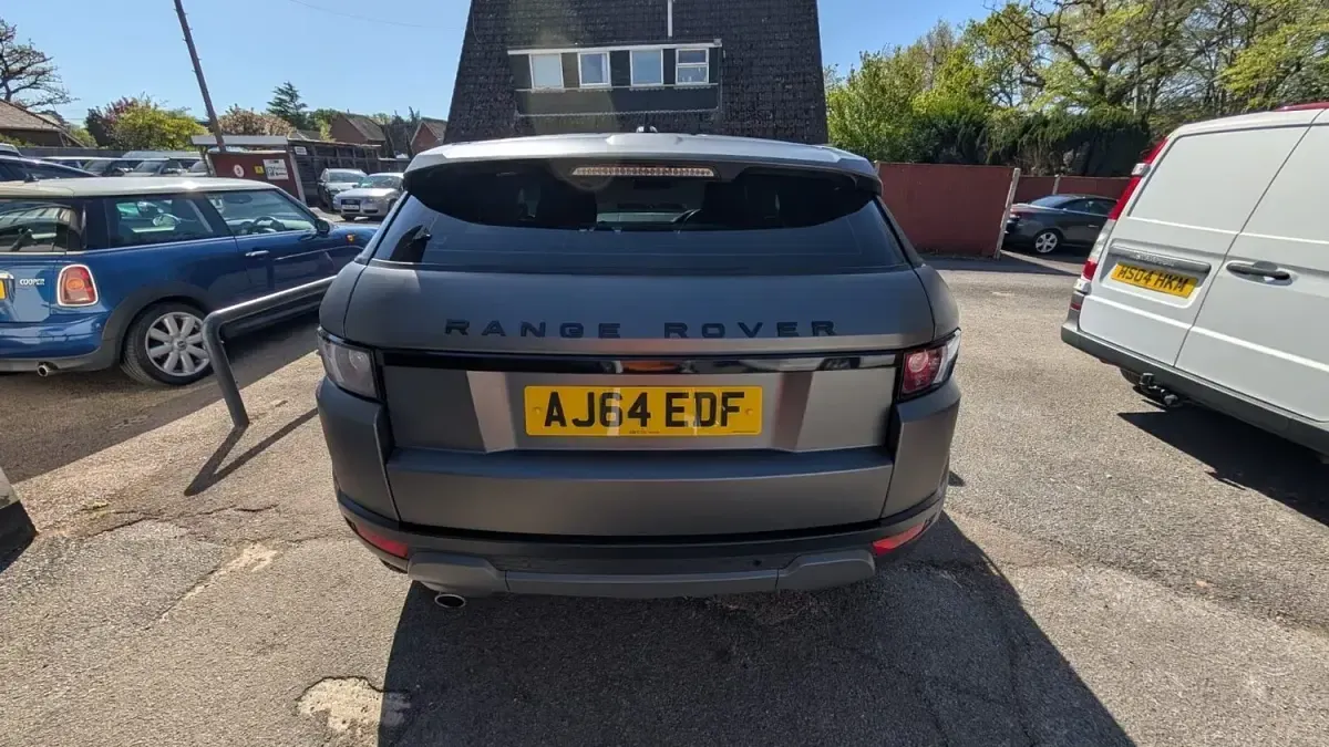 Used Land Rover Range Rover evoque Pure 150 HP (110 kW) 2015 Grey Coupe