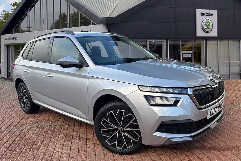 Used Skoda Kamiq SE Drive 150 HP (110 kW) 2021 Brilliant silver metallic SUV