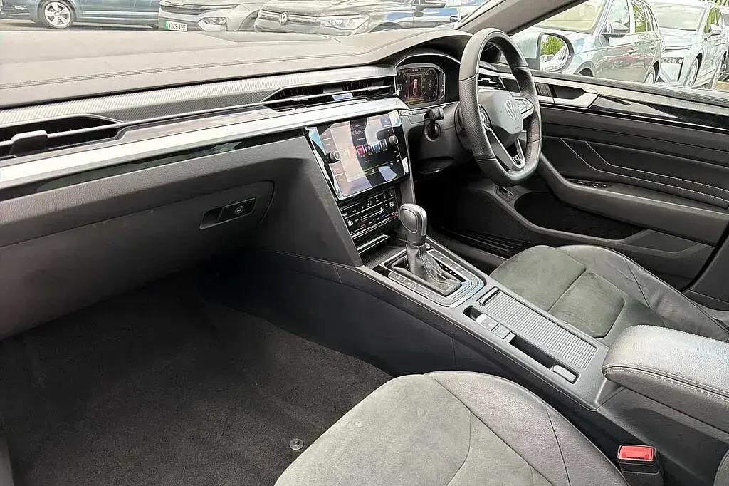 Used VW Arteon R-line 190 HP (139 kW) 2022 Silver Estate