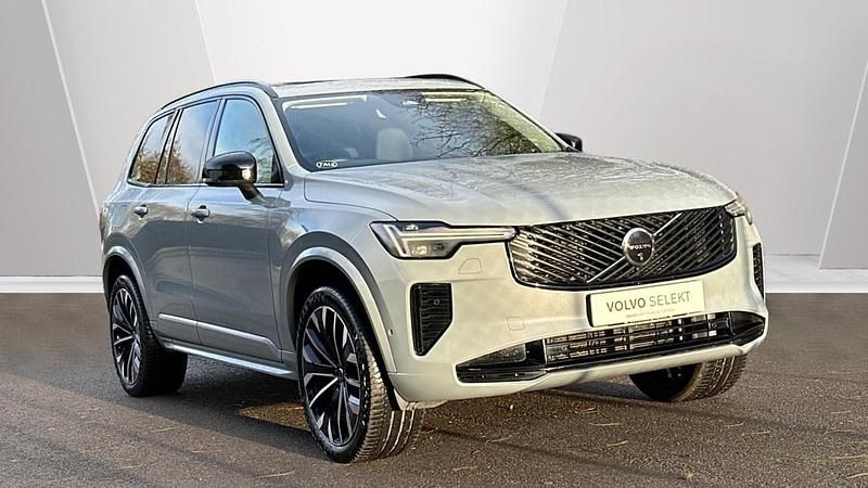 Grey Used 2025 Volvo XC90 Plus SUV | £47,900 (Fair price) - Image 1/4