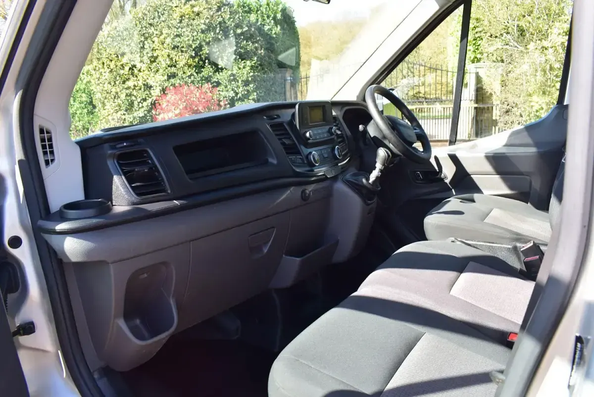 Used Ford Transit 130 HP (95 kW) 2022 Silver Cabriolet