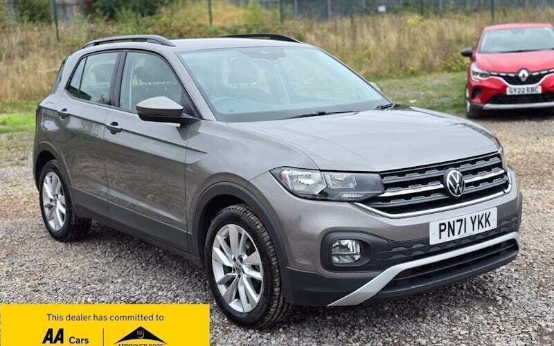 Used 2023 VW T-Cross SE SUV | £15,980 (Fair price) - Image 1/4