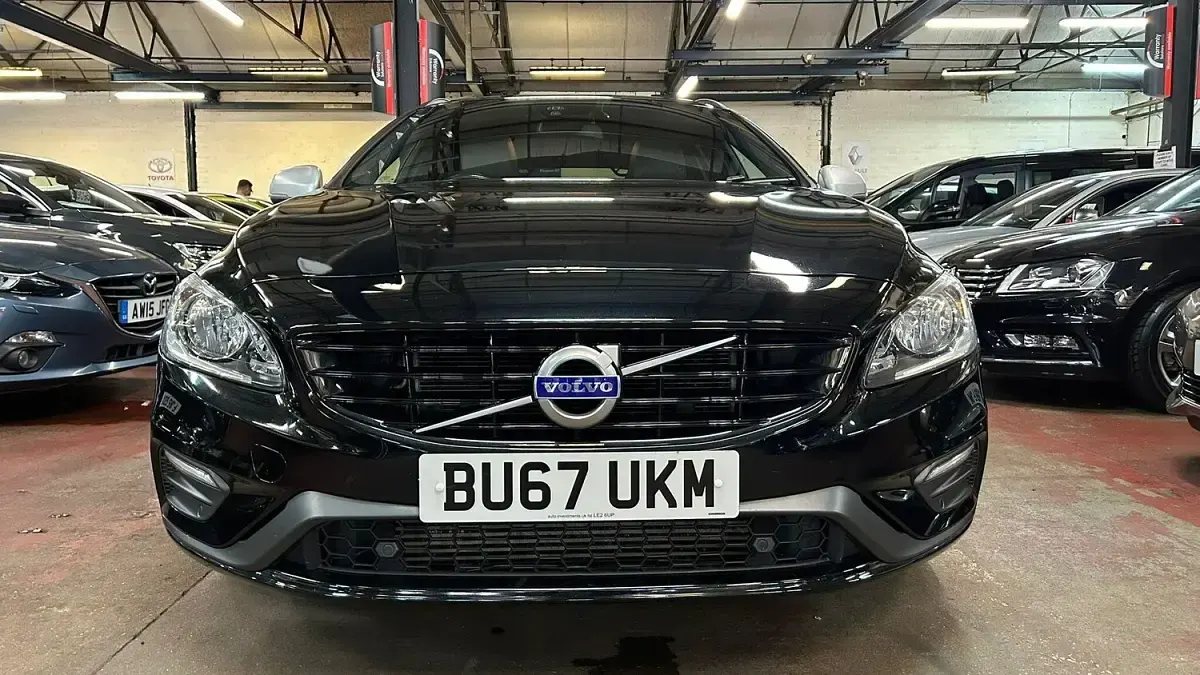 Used Volvo V60 R-Design 2017 Black Estate