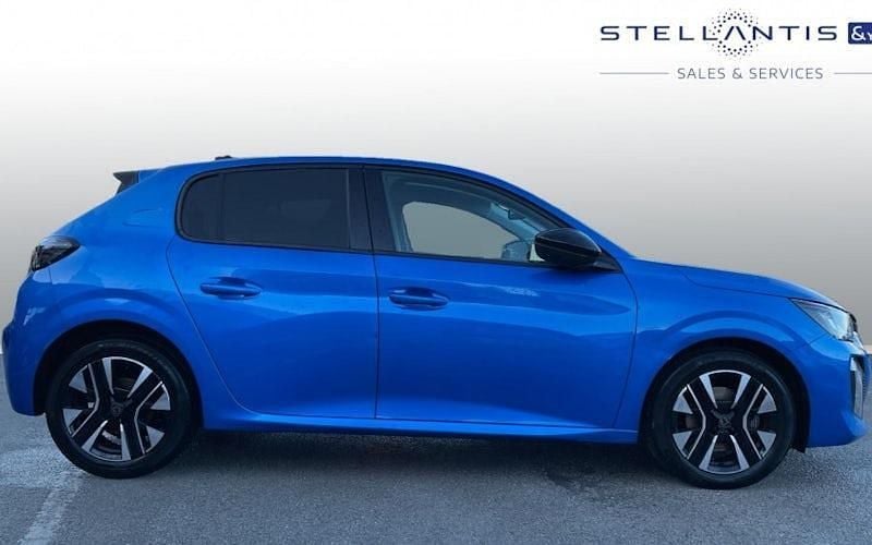 Used Peugeot 208 Allure 101 HP (74 kW) 2025 Blue Hatchback