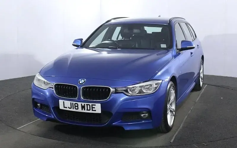 Usado BMW 320 M Sport 184 CV (135 kW) 2018 Azul Familiar