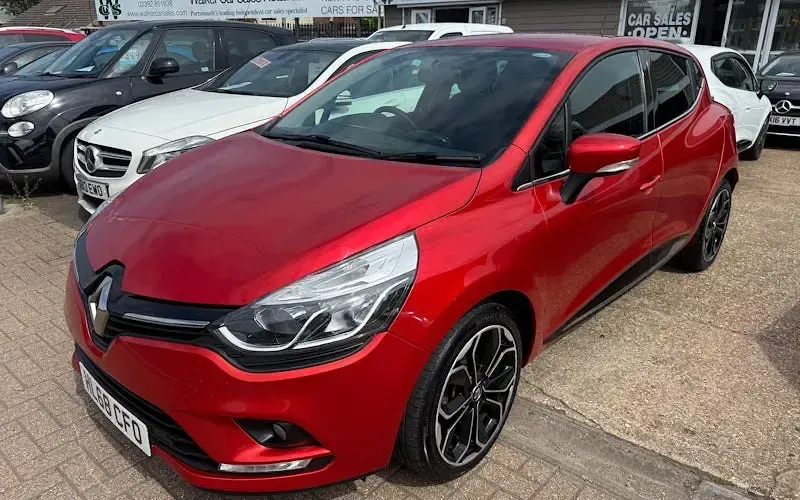 Used Renault Clio Iconic 90 HP (66 kW) 2019 Hatchback
