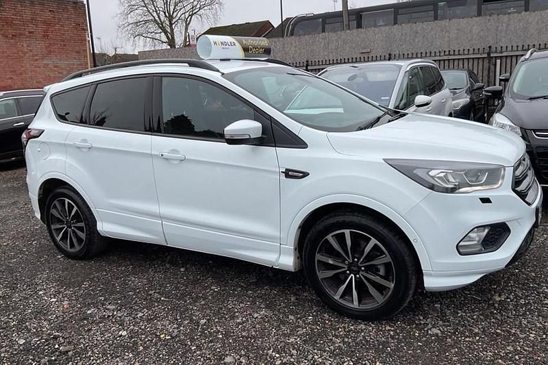 Used Ford Kuga ST-Line 150 HP (110 kW) 2019 White SUV