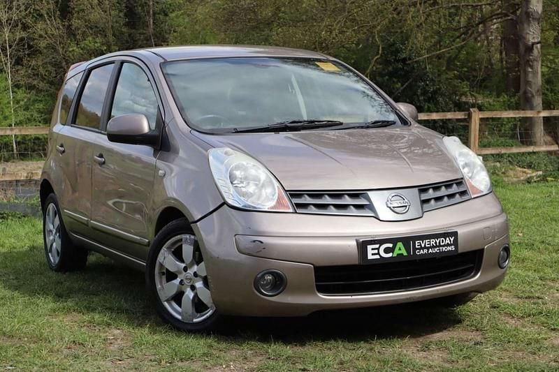 Used Nissan Note Tekna 110 HP (80 kW) 2008 Beige Hatchback