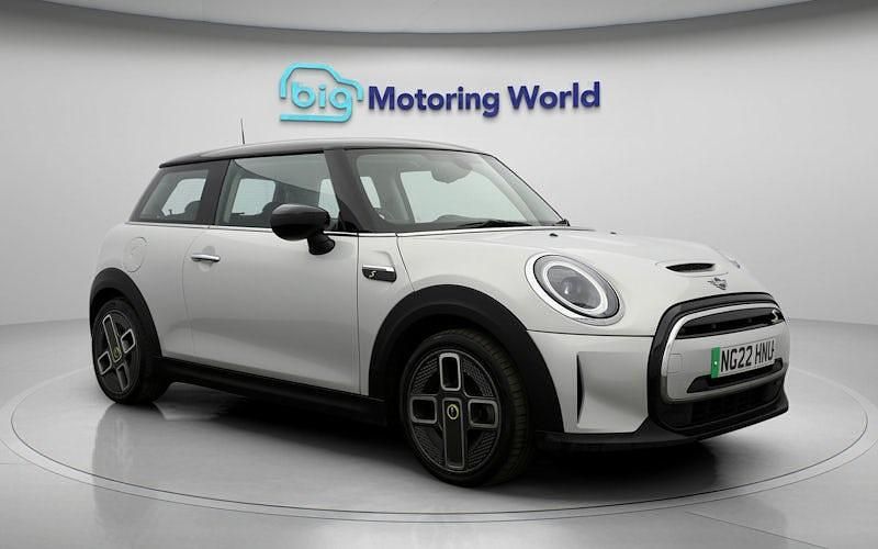Used 2023 Mini Cooper Level 1 Hatchback | £12,700 (Good price) - Image 1/4
