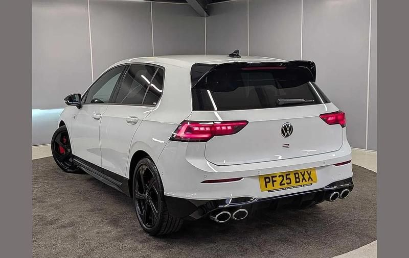 Used VW Golf VIII R 333 HP (244 kW) 2025 White Hatchback