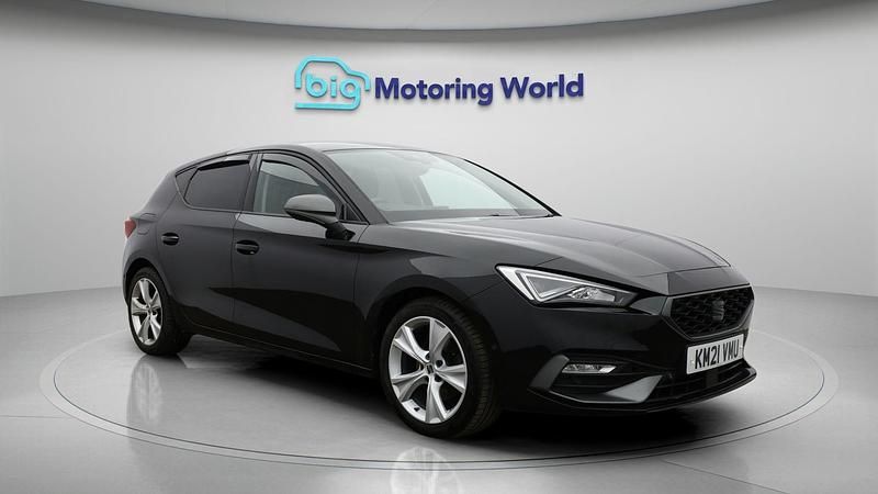 Used Seat Leon FR 109 HP (80 kW) 2021 Black Hatchback
