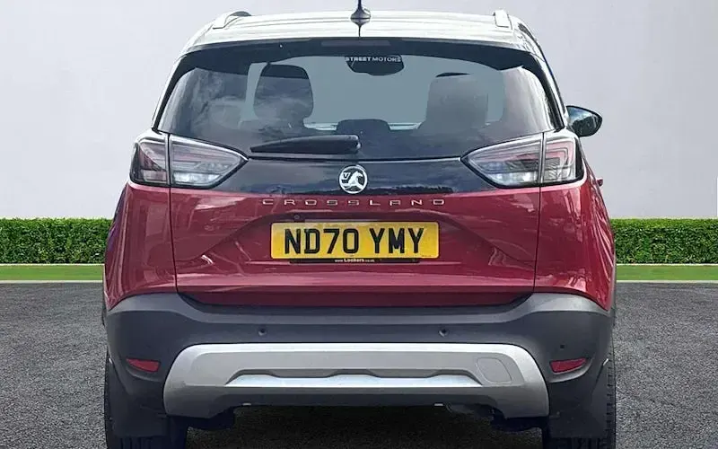 Used Vauxhall Crossland Ultimate 131 HP (96 kW) 2021 Red SUV