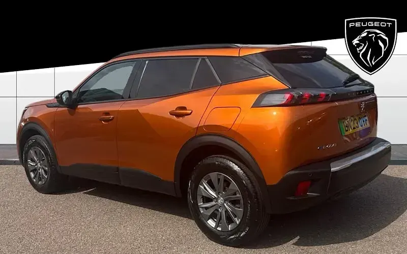 Used Peugeot e-2008 Active+ 100 kW (136 HP) 2023 SUV