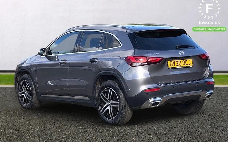 Used Mercedes GLA200 Executive 163 HP (119 kW) 2022 SUV