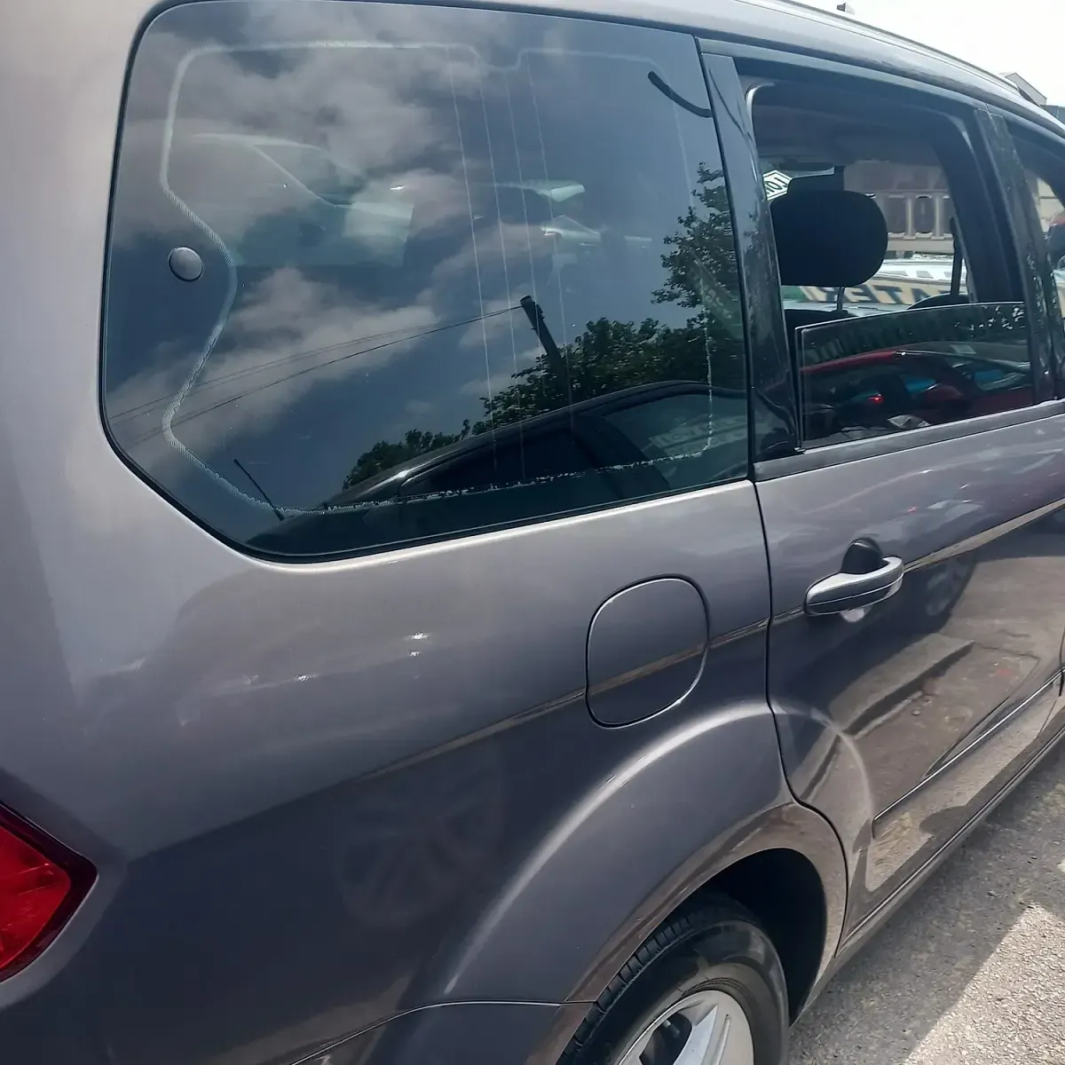 Used Ford Galaxy Zetec 115 HP (84 kW) 2014 Brown MPV