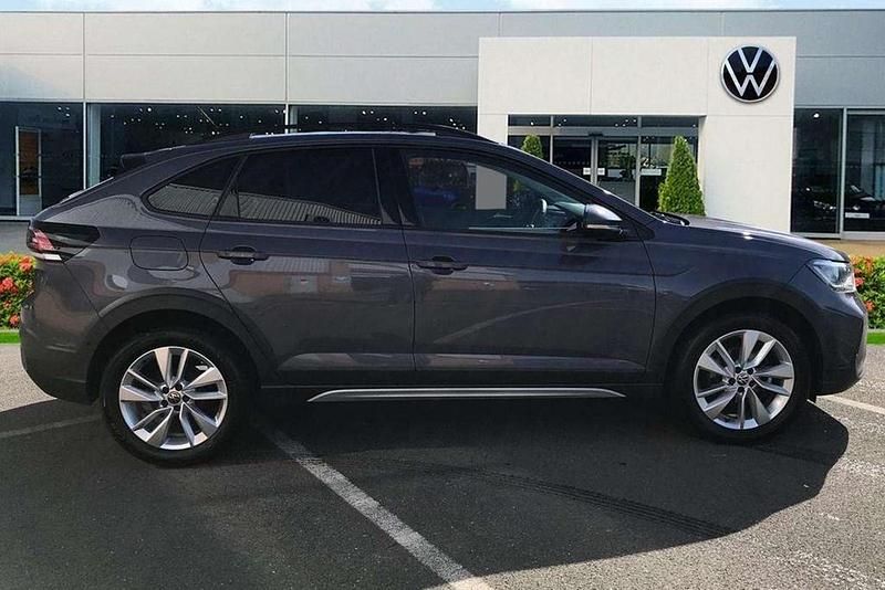 Usado VW Taigo Match 95 HP (69 kW) 2025 Cinzento SUV