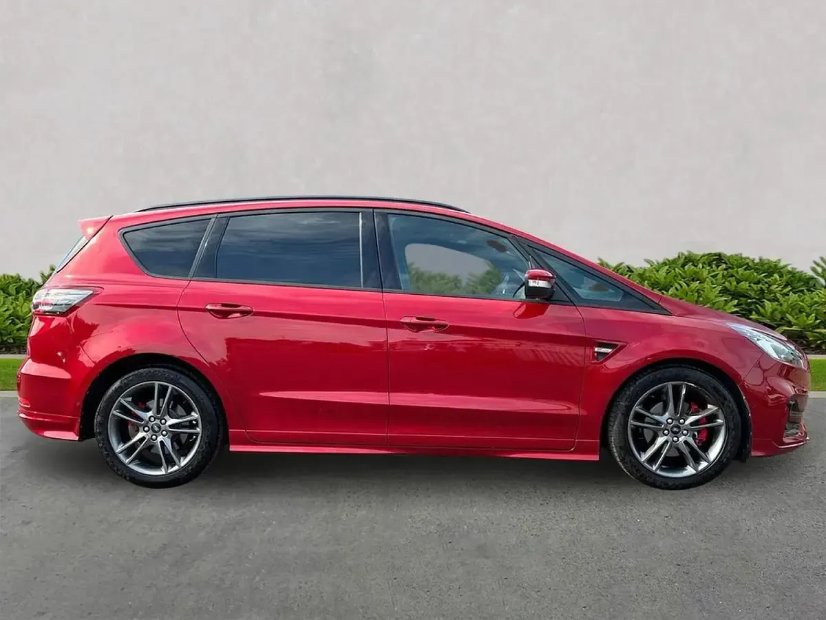 Used Ford S-MAX ST-Line 2020 Red MPV